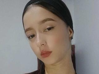 Ver la ficha detallada de ElyraBloom