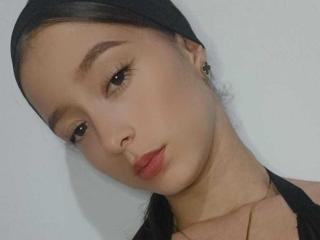 Ver la ficha detallada de ElyraBloom