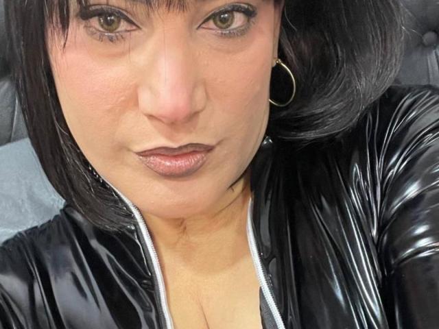 PaulaCamis - Live porn &amp; sex cam - 28891454