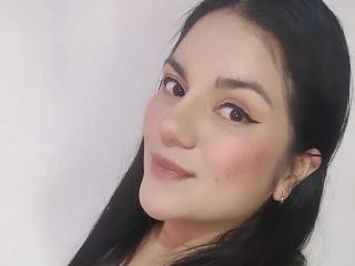 Se dtaljerede oplysninger for PaulinaCox