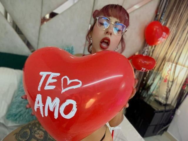 SashaMoretti - Porno na żywo i seks kamera - 28892375