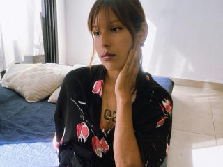 Podívejte se na podrobnou kartu KiaraHernandezX