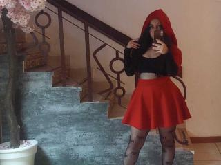 Se dtaljerede oplysninger for KendraSimons