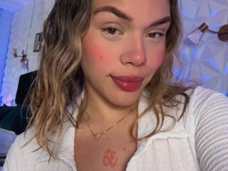 Se dtaljerede oplysninger for EmmaRiveraa