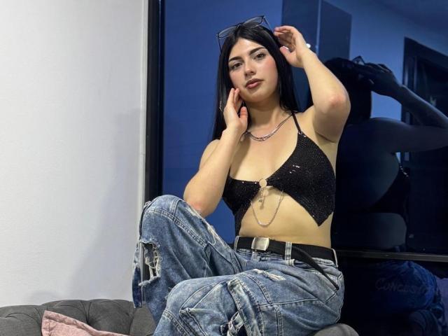 IsabellaaRossi - Live sex cam - 28893443