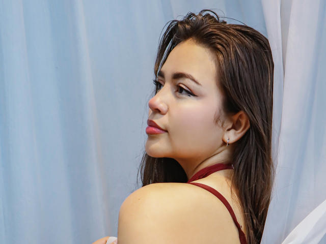 KimDevinne - Live Sex Cam - 28894955