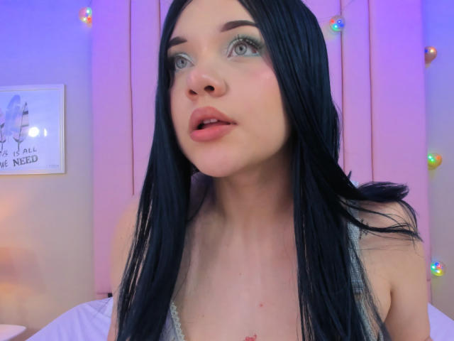 AlayaWillow - Live porn &amp; sex cam - 28895228