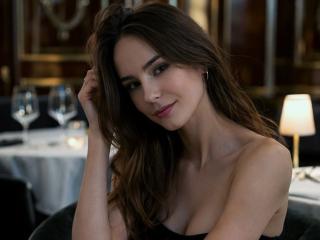 Se dtaljerede oplysninger for ApheliaAddington