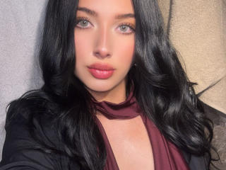 Se dtaljerede oplysninger for LillyTaylor