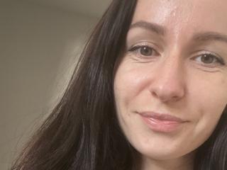 Podívejte se na podrobnou kartu DreamyAnita