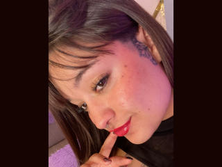 Se dtaljerede oplysninger for AnikaFleur