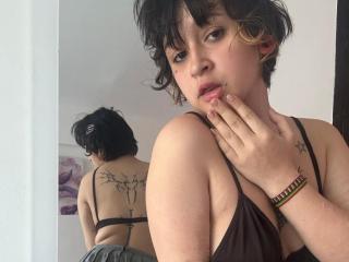 Se dtaljerede oplysninger for MichellJula