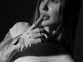 SensualMila'in detaylı sayfasını gör