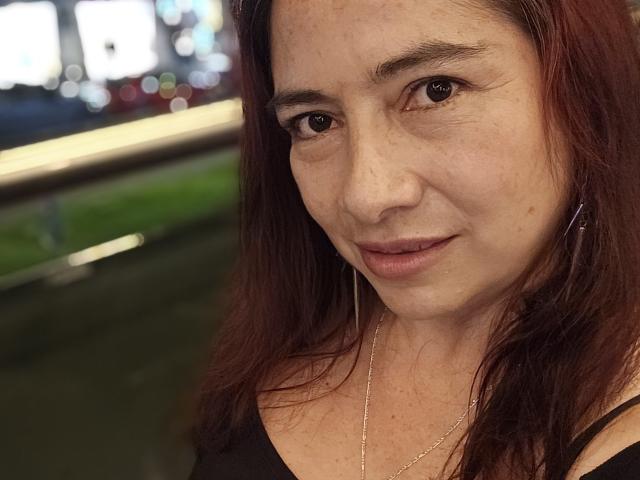 AlessiaRed - Live Sex Cam - 28902284