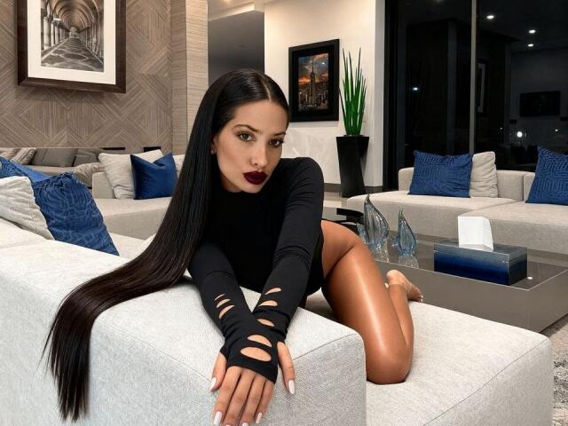 ElzaKomx - Live porn &amp; sex cam - 28903289