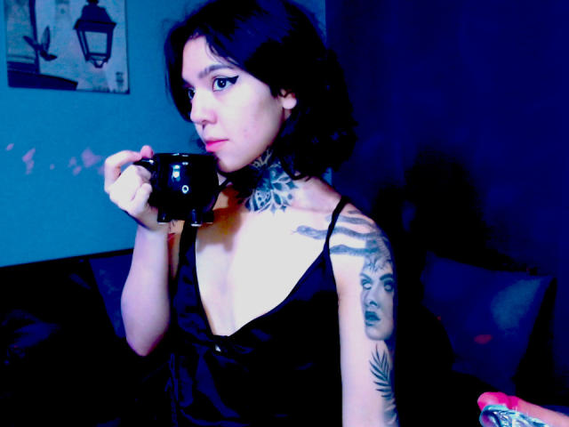 LannieGonzales - Live sex cam - 28908203