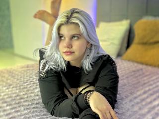 Podívejte se na podrobnou kartu JoannLowe