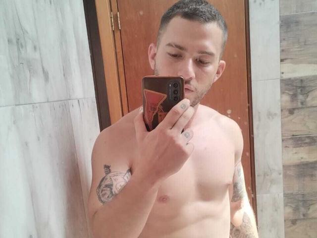 AharonValentino - Sexe cam en vivo - 28911116