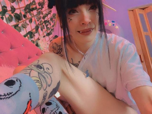 LaurenEvie69 - Live porn &amp; sex cam - 28915514