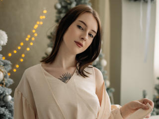 Podívejte se na podrobnou kartu AlexLovely