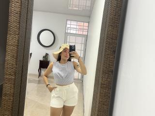 Ver la ficha detallada de SharonKlart