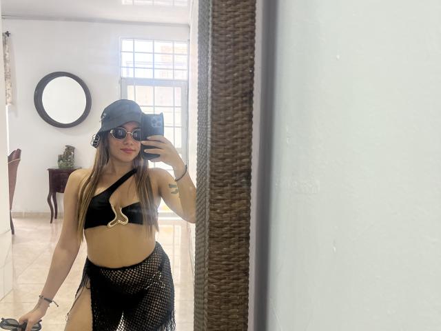 SharonKlart - Live sex cam - 28919081