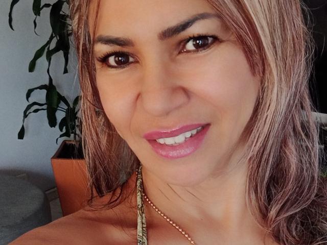 BrigiteWalsh - Sexe cam en vivo - 28919279