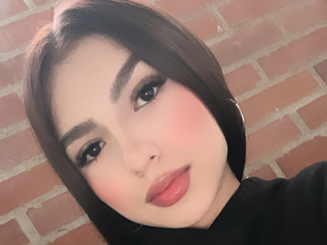 MilanMoon - Live sex cam - 28919585