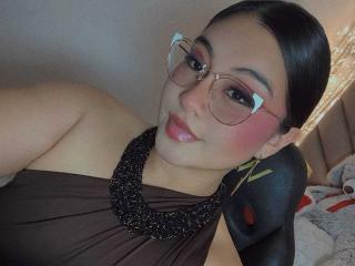 Podívejte se na podrobnou kartu HelueJamil