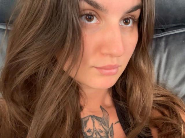 MilaSusse-hot - Live porn &amp; sex cam - 28921262