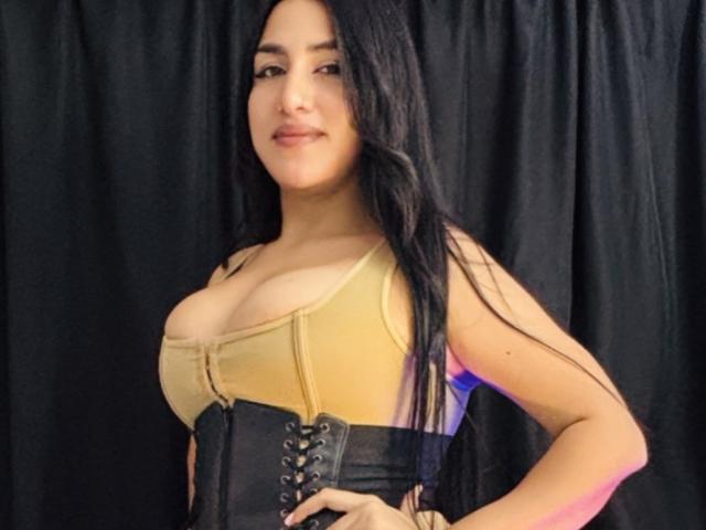 AlanaHarris - Live sexe cam - 28921385