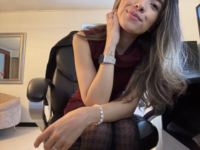 AdharaCooperr - Live porn &amp; sex cam - 28922417