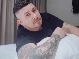 Obejrzyj kompletny profil CarlosT69