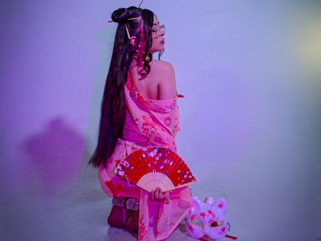 EvaMcAllister - сексуальная веб-камера в реальном времени - 28923497