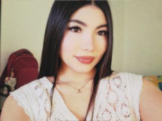 См. подробные сведения о модели ViolettaLeroy