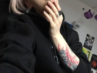 Obejrzyj kompletny profil Aurali