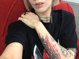 Obejrzyj kompletny profil Aurali