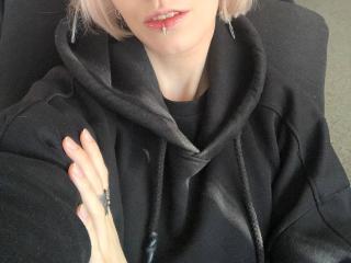 Obejrzyj kompletny profil Aurali