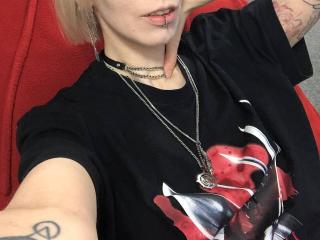 Obejrzyj kompletny profil Aurali