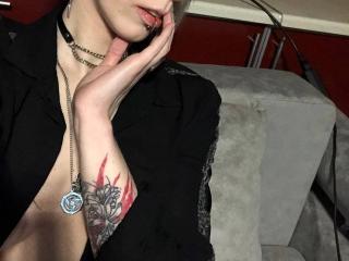 Obejrzyj kompletny profil Aurali