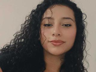 Obejrzyj kompletny profil NicollWest