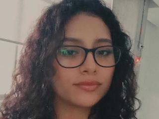 Obejrzyj kompletny profil NicollWest