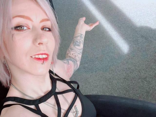 Aurali - Live Sex Cam - 28925627