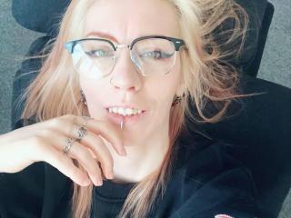 Obejrzyj kompletny profil Aurali