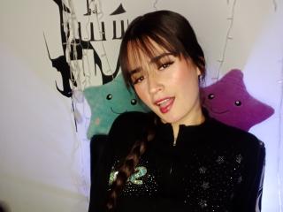 Obejrzyj kompletny profil EllieBonneth