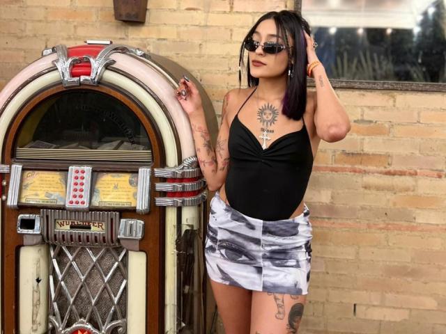 SalomeMille - Sexe cam en vivo - 28925999