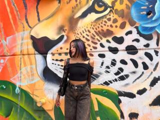 SalomeMille'in detaylı sayfasını gör