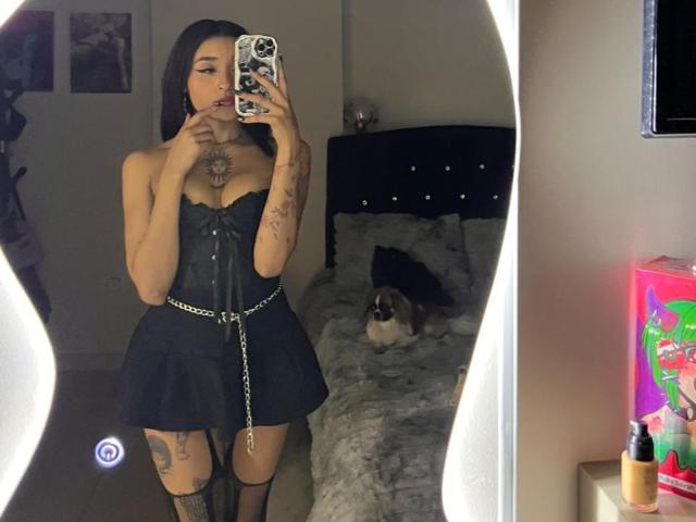 SalomeMille - Live porn &amp; sex cam - 28926071