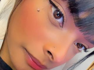 Obejrzyj kompletny profil EmmaEbony