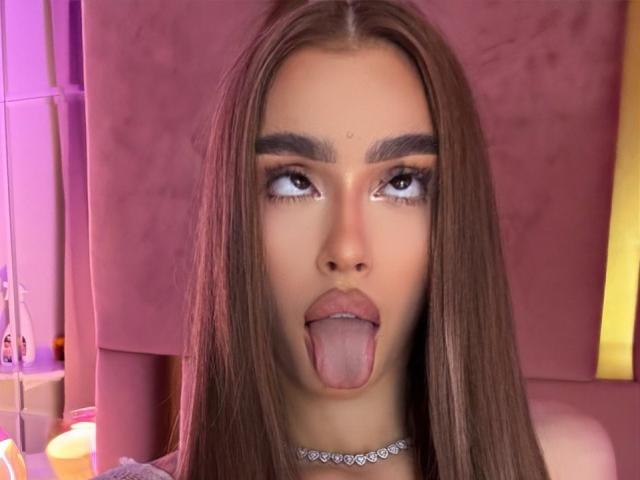 ClaraBenatti - Live porn &amp; sex cam - 28931441